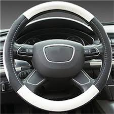 amazon iwo ハンドルカバー 軽自動車 普通車 ミニバン兼用本革車のステアリングホイールカバー エレガントなアンチスリップ ベージュ ハンドルカバー 車 バイク ステアリングホイール 車 ミニバン ミニバン