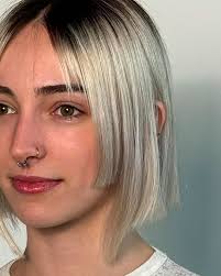 meet the team ˏˋ°•*⁀➷ onai aziz (they,them) is a intuitive hair cutter with  a sculptural approach. always striving for lived in, effortless  ready-to-wear hair and embracing natural texture and organic shapes. book