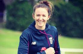 Coloring comics empty 44 artist of the comics hotel noir, room 203. Kate Cross Receives Chennai Super Kings Jersey England Woman Cricketer Thanks Csk On Twitter For Special Gift