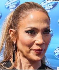 Wealthy people staying young