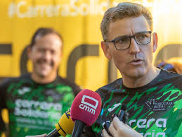 Cuatro mil participantes en la carrera solidaria de Eurocaja Rural contra  la ELA en Toledo