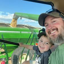 What is the value of a 2005 Kinze 3600 planter?