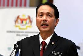 Noor hisham abdullah, putrajaya, malaysia. Kita Perlu Bersedia Hadapi Keadaan Terburuk Dr Noor Hisham