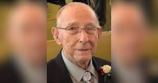 Darren Mallory's Instagram, Twitter & Facebook