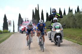 The colombian couldn't manage the pace on the final climb to sega di ala and some of his gc rivals took over bernal's lead. Evenepoel Aus Kampf Ums Giro Podest Raus Wir Wussten Dass Das Passieren Konnte Radsport Bei Rad Net De