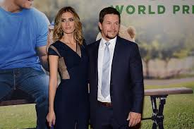 Alma wahlberg, who had become beloved by wahlberg fans, found celebrity during the a&e reality series wahlburgers. Who Is Mark Wahlberg S Wife