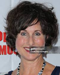 250 Cathy Silvers Photos & High Res Pictures