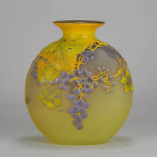 Raisins Souffle Vase By Galle Art Du Verre Vase Galle Vase
