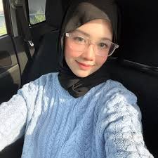 if these face innit, im not gonna missed any🤣 Jung Hae in, Lee jong suk,  Park seo joon, Kim woo bin, Lee dohyun ji changwook👍🏻👍🏻♥️ actually more  but these are my top