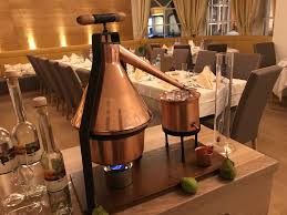 Selber Schnaps Brennen Schnaps Romantisches Essen Maische