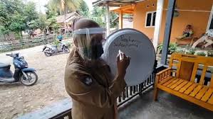 Pasalnya, khusus untuk formasi tenaga guru dialihkan ke pppk. Komisi X Dpr Tolak Penerimaan Guru Skema Pppk