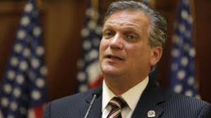 Nassau County Executive Ed Mangano back in court in corruption case