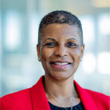 Kat Pence's Instagram, Twitter & Facebook