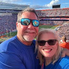 Are water shoes recommended for beaches in Bimini?