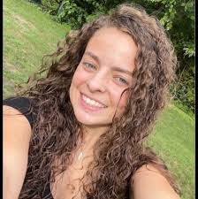 Ryan Nadeau's Instagram, Twitter & Facebook