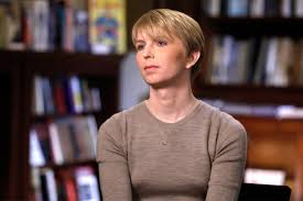 La oficina del sherif de alexandria (virginia), donde se encuentra la cárcel en la que está internada manning, de 32 años, confirmó que el miércoles a mediodía ocurrió un incidente. Chelsea Manning Is Free But It S Still Complicated Vanity Fair