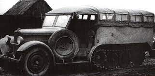 PZInż. 222 - polski half-track - SmartAge.pl