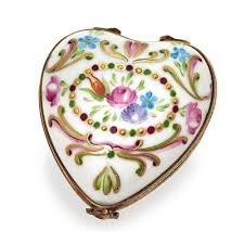 Coeur En Porcelaine Maison Laure Selignac Porcelaine D Art Et De Luxe Porcelaine Maison Laure Porcelaine Peinte