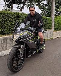 The ninja 250 line promises epic everyday riding with a 249cc engine, lightweight frame, and sharp ninja style. Kawasaki Ninja 250sl 4 Iwanbanaran Com