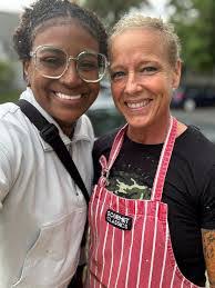 Myra Farmer's Instagram, Twitter & Facebook