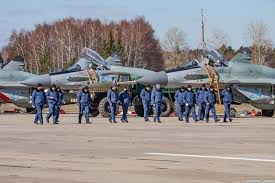Погода в этот раз с утра была не очень, но дождя не было. Repeticiya Vozdushnoj Chasti Parada Pobedy 2019 Aerodrom Kubinka