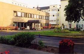 Laut krankenhaus haben alle zimmer auf der wöchnerinnenstation ein eigenes bad sowie ein wc und wickelmöglichkeiten. Florence Nightingale Krankenhaus Krankenhaus De