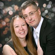 What private properties are available for rent with full hookups for a 43ft  5th wheel in the San Leandro to Stockton, CA area?