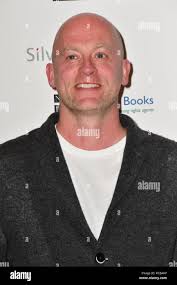 Helen maria hi-res stock photography and images