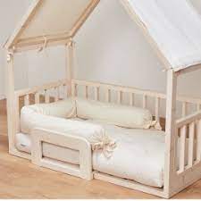 Pin Su My Montessori Room