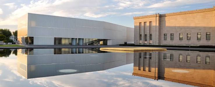 Exterior view of Nelson-Atkins Museum of Art