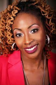 Danielle Evans's Instagram, Twitter & Facebook