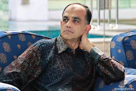 Beliau berada di situ dari darjah empat hinggalah ke tingkatan dua. Cover Story Will Syed Mokhtar Make A Counter Offer For Fgv The Edge Markets