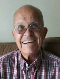 Robert Hartlieb's Instagram, Twitter & Facebook