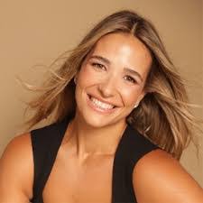 Kimberly Hallman's Instagram, Twitter & Facebook