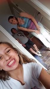 Amy Dull's Instagram, Twitter & Facebook