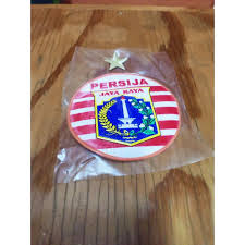 Background persija di dinding gambar logo persija jakarta di dinding batu bata. Logo Persija Rubber Tpu Shopee Indonesia