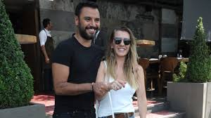 Erol instagram hesabından alişan ile ayrıldıklarını açıkladı. Alisan Dan Ayrilan Eda Erol Un Eski Sevgilisiyle Fotograflari Ortaya Cikti Dailymotion Video