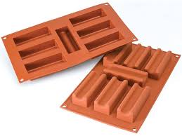 Moule Silicone 30 Mini Cakes 30 X 17 5 Cm Silikomart Moules Materiel De Cuisine Moule A Gateau