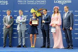 The prix de diane longines is all about elegance, the horses are particularly elegant (and fast!) but i mostly enjoyed watching everyone showing off what elegance together with very chantilly, students of studio mode paris, showed their interpretation of traditional chantilly lace (which is worldfamous. La Cressonniere Gewinnt Prix De Diane Longines 2016 Business Wire