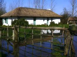 La Bourrine Habitat Du Marais Breton Vendeen Habitat Vendee Charente Maritime