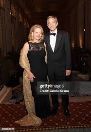 Sylvia Neil and Dan Fischel attend the Lyric Opera Of Chicago's... News  Photo
