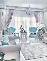 Gorden dengan pola karakteristik besar cocok untuk desain ruang tamu yang luas, dan inklusi perak atau emas menekankan status ruang tamu sebagai ruang utama di rumah. Get Desain Gorden Ruang Tamu Minimalis Modern Images Konstruksi Sipil