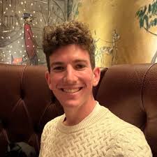 TL;DR It's me, hi, I'm the brand marketer and strategist open for work🔎 ] 