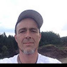 Why does my iPhone charger only have red, green, and white?