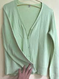 Jual ae busana warna solid pria slim bottoming kemeja lengan panjang sweater (abu abu) (abu abu. Cardigan Warna Hijau Muda Fesyen Wanita Pakaian Wanita Baju Luaran Di Carousell
