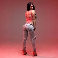 Diosa Canales - YouTube