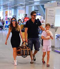 Check spelling or type a new query. Fernanda Vasconcellos E Cassio Reis Embarcam Com Noah Winits O Fuxico
