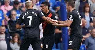 The matchratings range from zero to 10 and are calculated via our . Rafa Benitez Puts Richarlison In His Place After Everton Penalty Argument