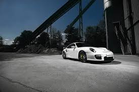 Diese farbvariante wirkt besonders sportlich und verleiht ihrem fahrzeug den perfekten look für die rennstrecke. Bbs Rad Ch R Performance Line