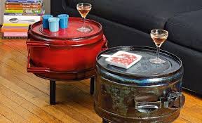 Deco Recup Des Tables Avec Des Bidons D Essence Bidon D Essence Bidon Design Industriel Cuisine